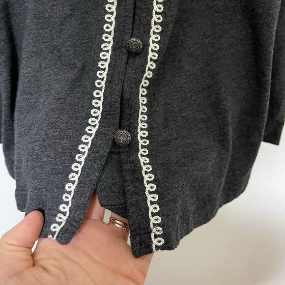 J Jill Gray Floral Embroidered Button Shirt Size L Charcoal Gray Boho Peasant - Picture 5 of 8